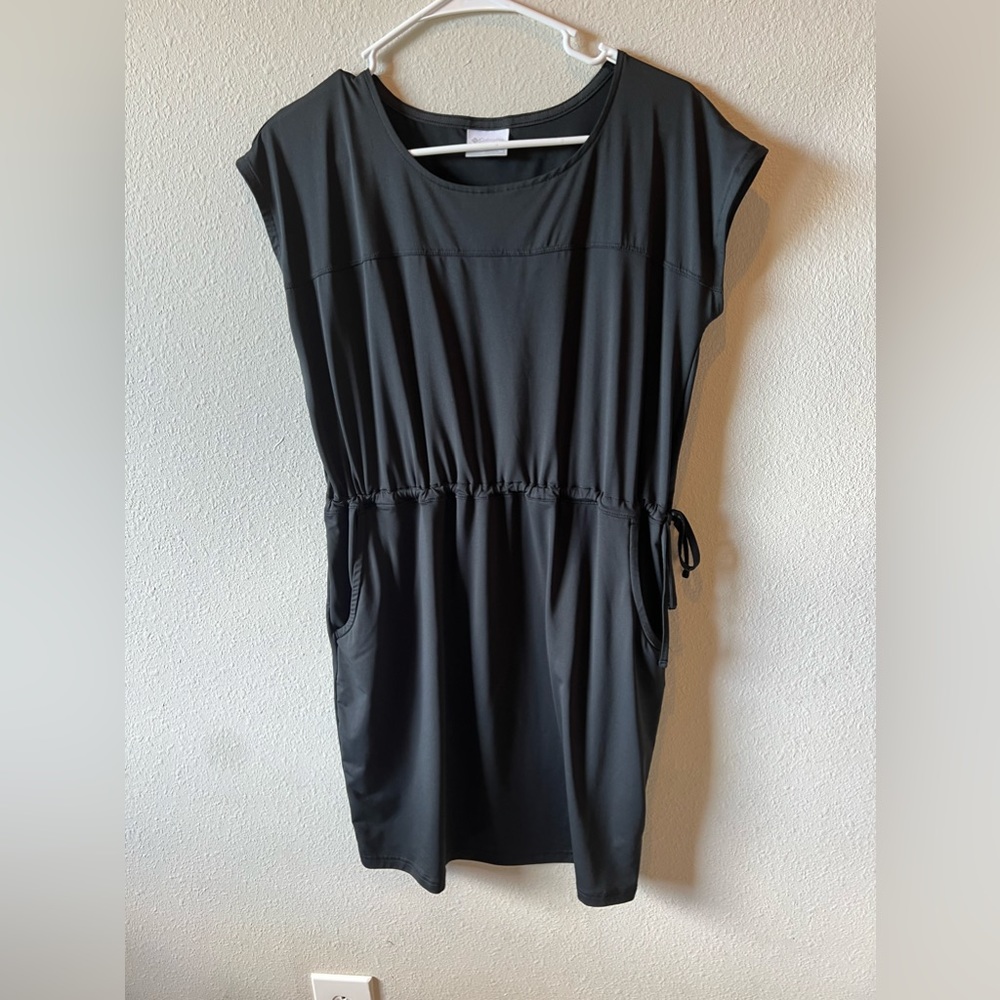 Black Columbia dress